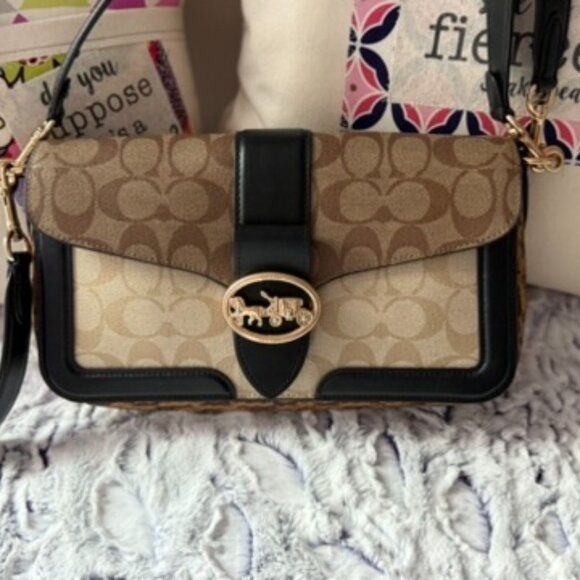 EUC COACH Georgie Shoulder Bag in Blocked Signature Canvas - Picture 2 of 13